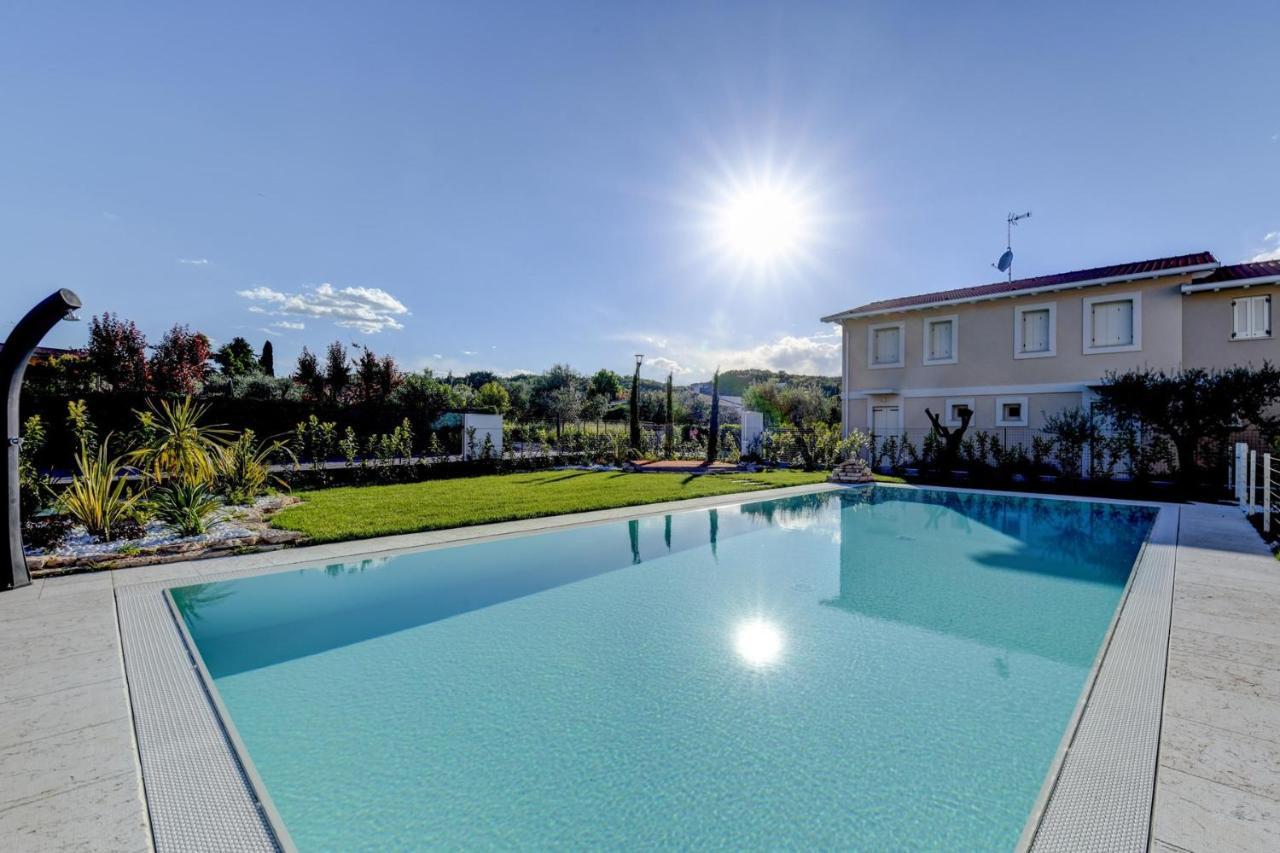 Villa Meri Star Manerba del Garda Buitenkant foto