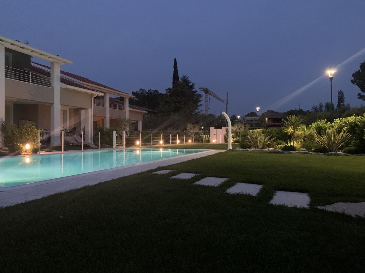 Villa Meri Star Manerba del Garda Buitenkant foto